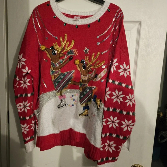Womens Embellished Red Glitter Sequin Reindeer Christmas UGLY Sweater NWT Sz 1X - Picture 2 of 5